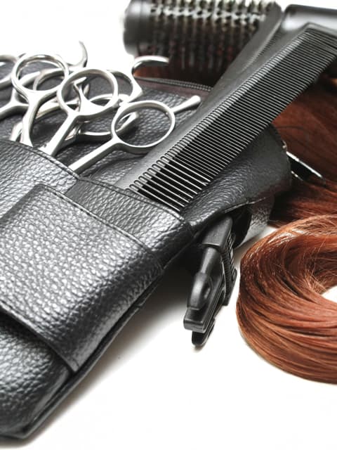 Contacta con tu peluquería en Ferrol
